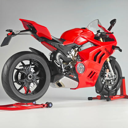 1:6 Ducati V4 SP2